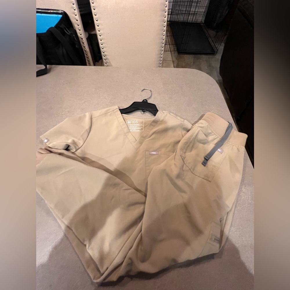 Brand New Set of Sand Color FIGS without Tags